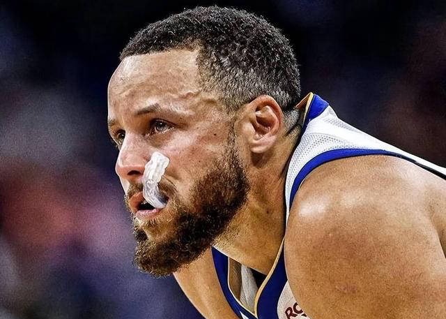  库里在勇士比赛中连败，关键助攻引发热议！-开云娱乐平台