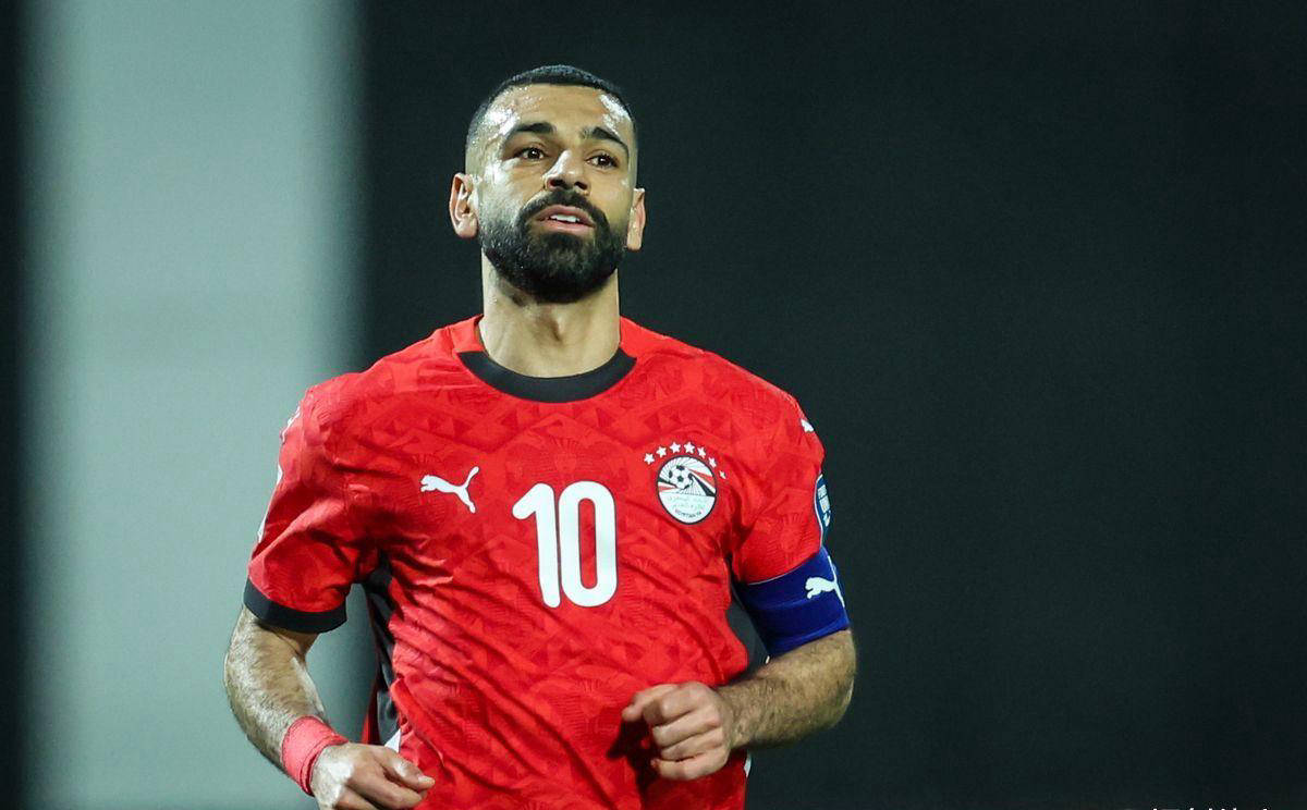  萨拉赫在中国队比赛中惊险取胜，精彩发挥引发热议！-开云娱乐平台